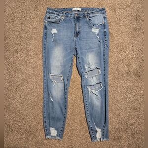 Kancan stretchy distressed denim fray hem skinny jeans sz 2XL in great condition